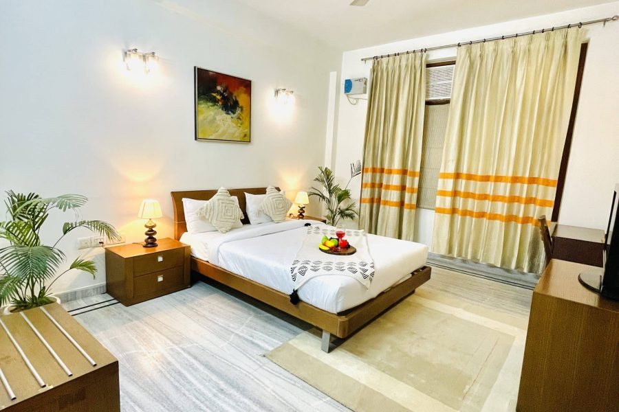 Serviced Apartment Gurgaon, Near Artemis Hospital Sector 45