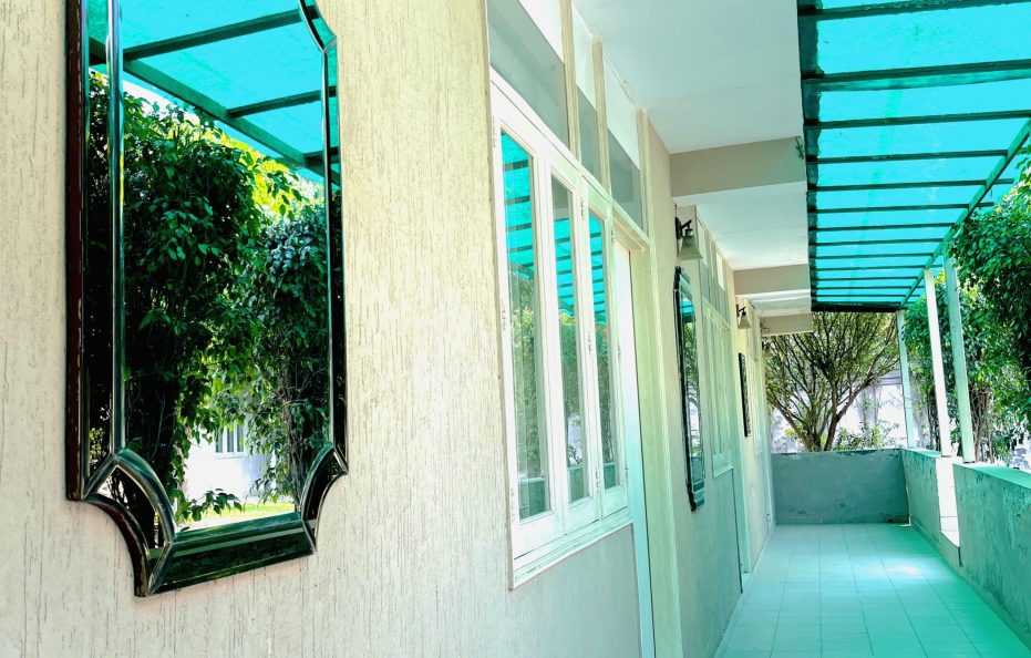 1 BHK Serviced Apartment, Vasant Kunj