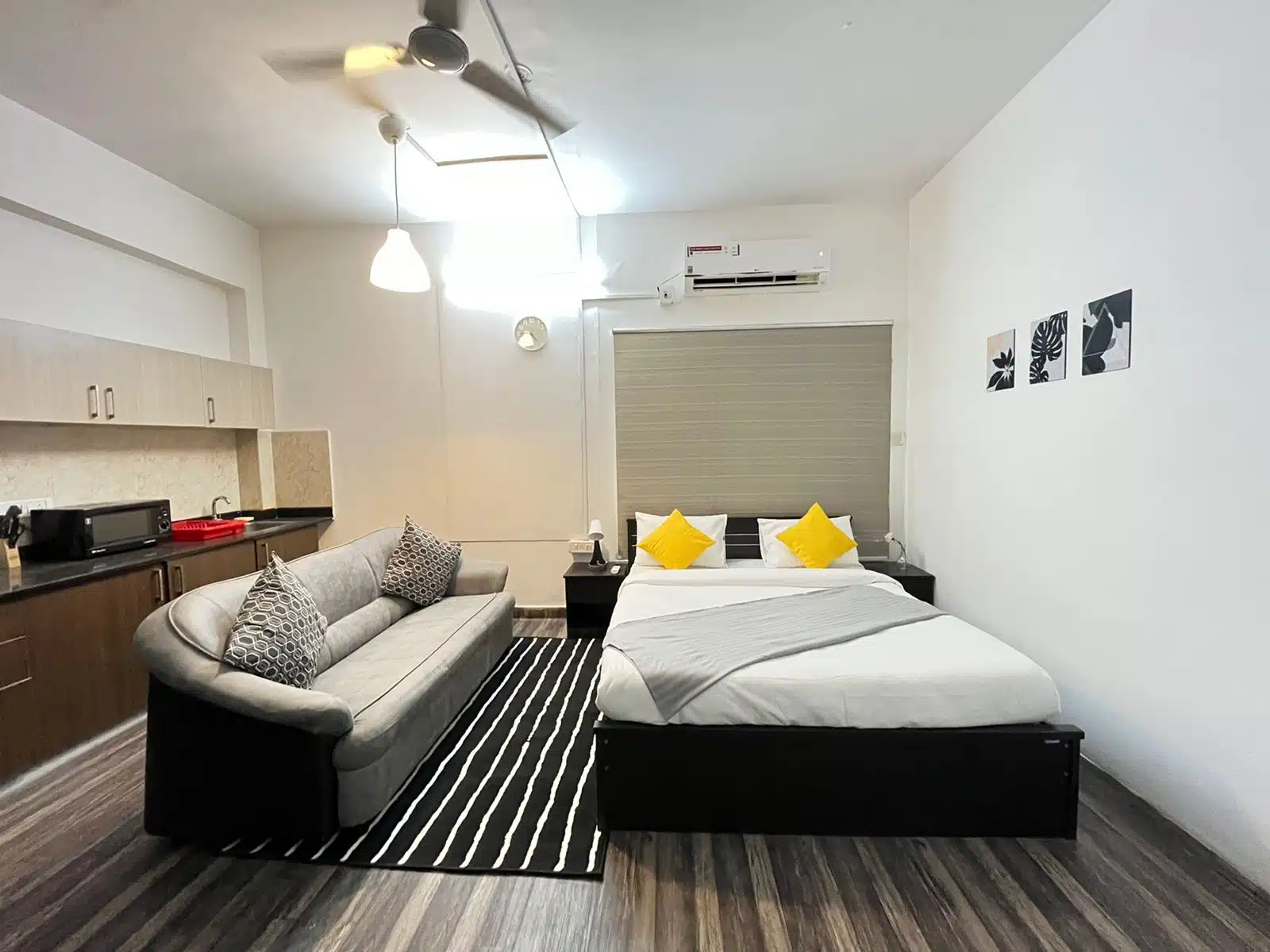 Bedroom, Studio Service apartment (Jubilee hills)