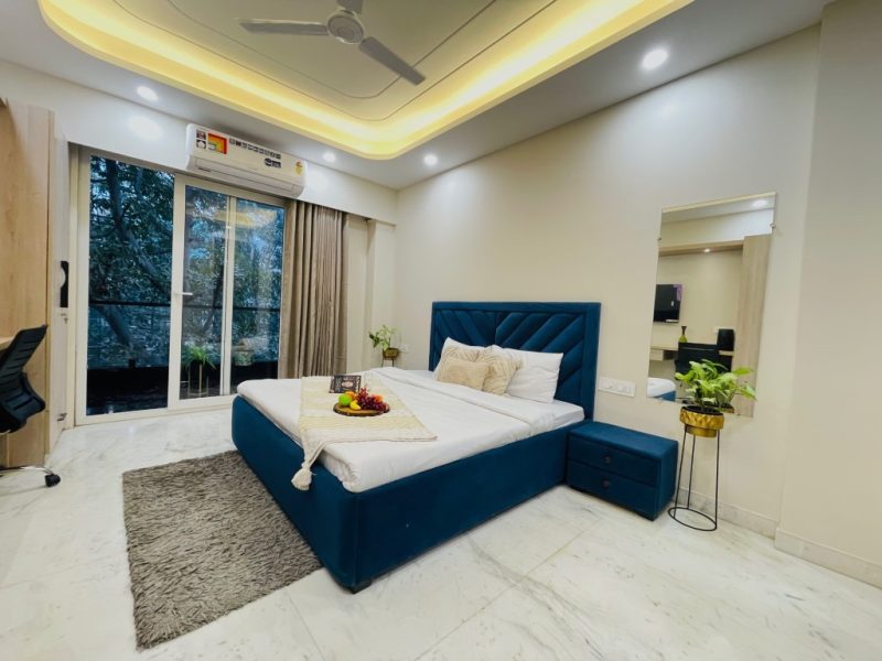 Bedchambers Serviced Apartments, DLF Cybercity Gurgaon Bedroom side view